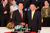 宇達(dá)出品的“好事連連”被海協(xié)會(huì)陳云林會(huì)長(zhǎng)贈(zèng)給海基會(huì)江丙坤先生